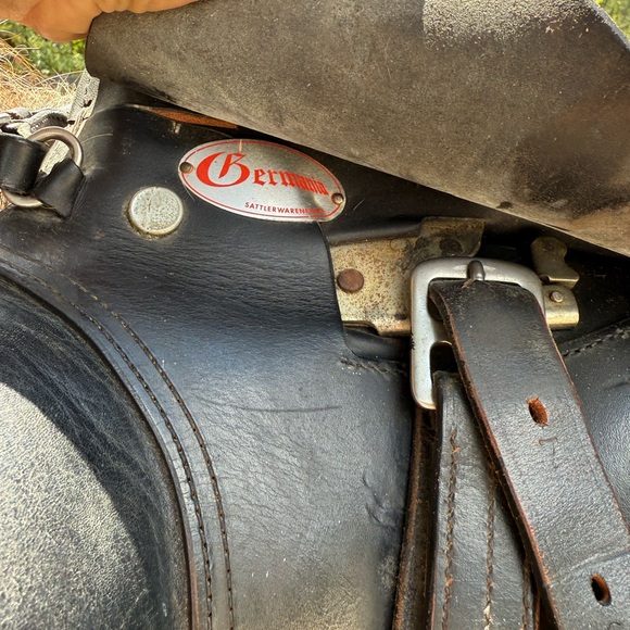 Thornhill USA Germania Klasse Dressage Saddle 17.5 seat medium tree EQUESTRIAN - Picture 7 of 9